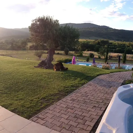 Panzió Relais De L'alsou- Piscine
